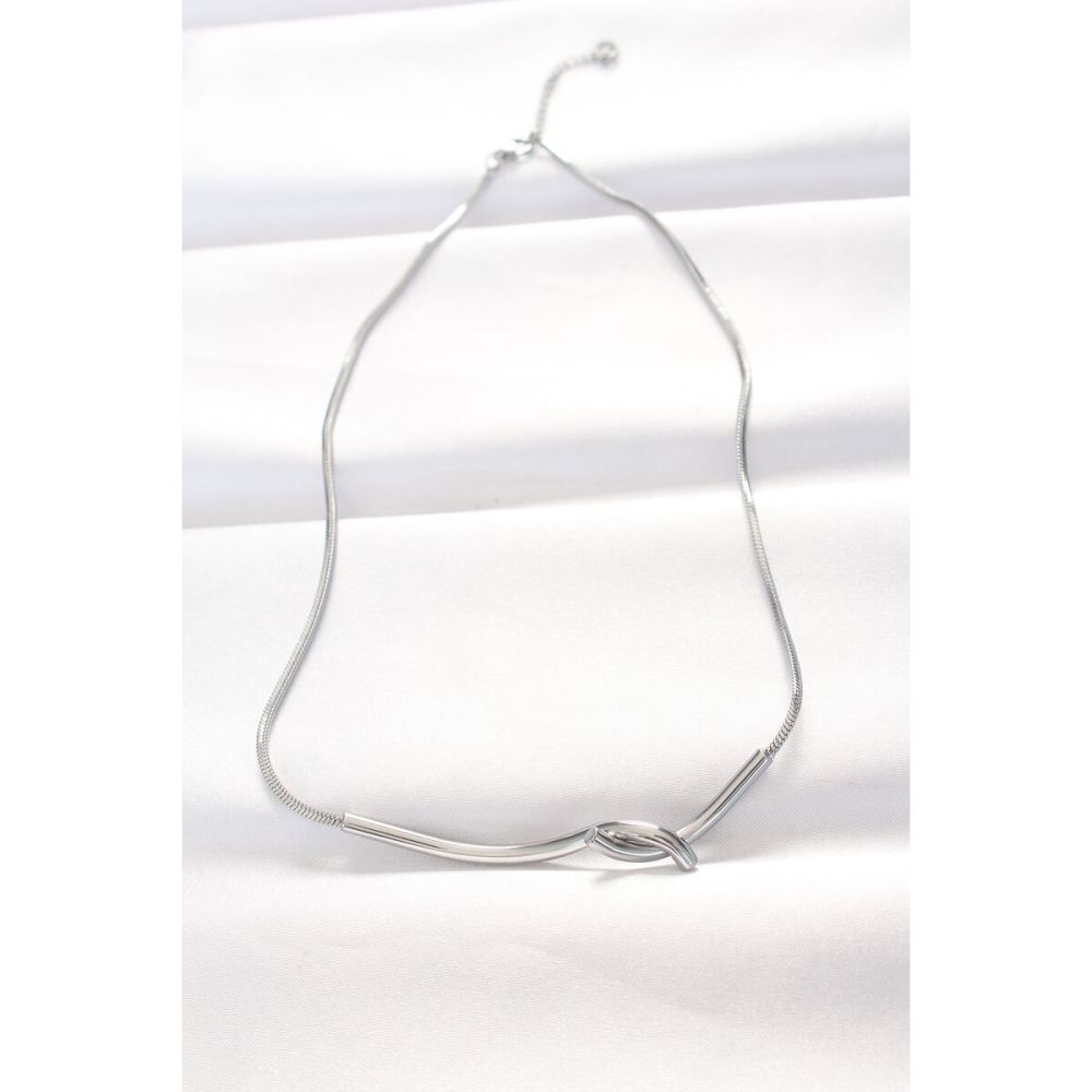 316L Çelik Gümüş Renk Zirkon Taşlı Yonca Model Kadın Küpe Seti
