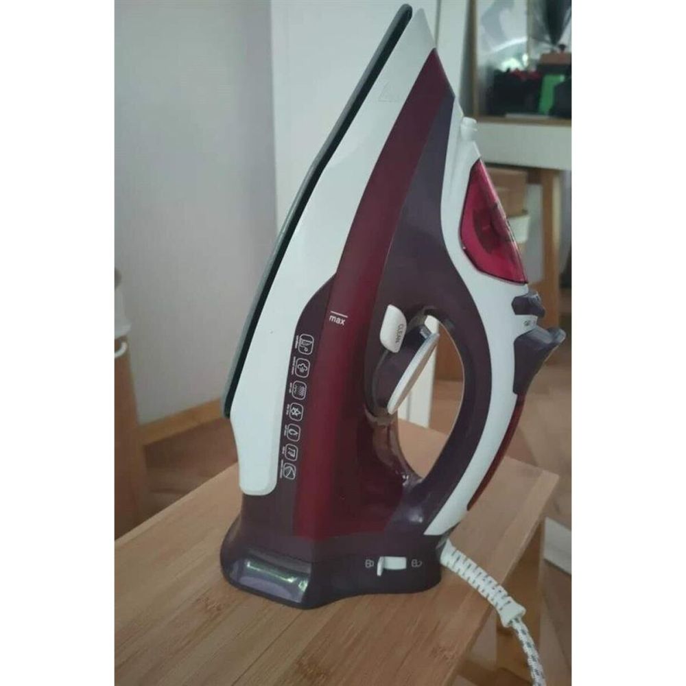 Seramik Tabanlı Kırmızı 2200 Watt Şok Buharlı Ütü