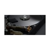 TOSHIBA S300, HDWT720UZSVA, 3.5", 2TB, 128Mb 5400 Rpm, 7/24 Güven
